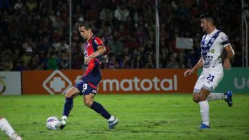 CERRO NO APROVECHó PARA PRENDERSE EN LA PUNTA...